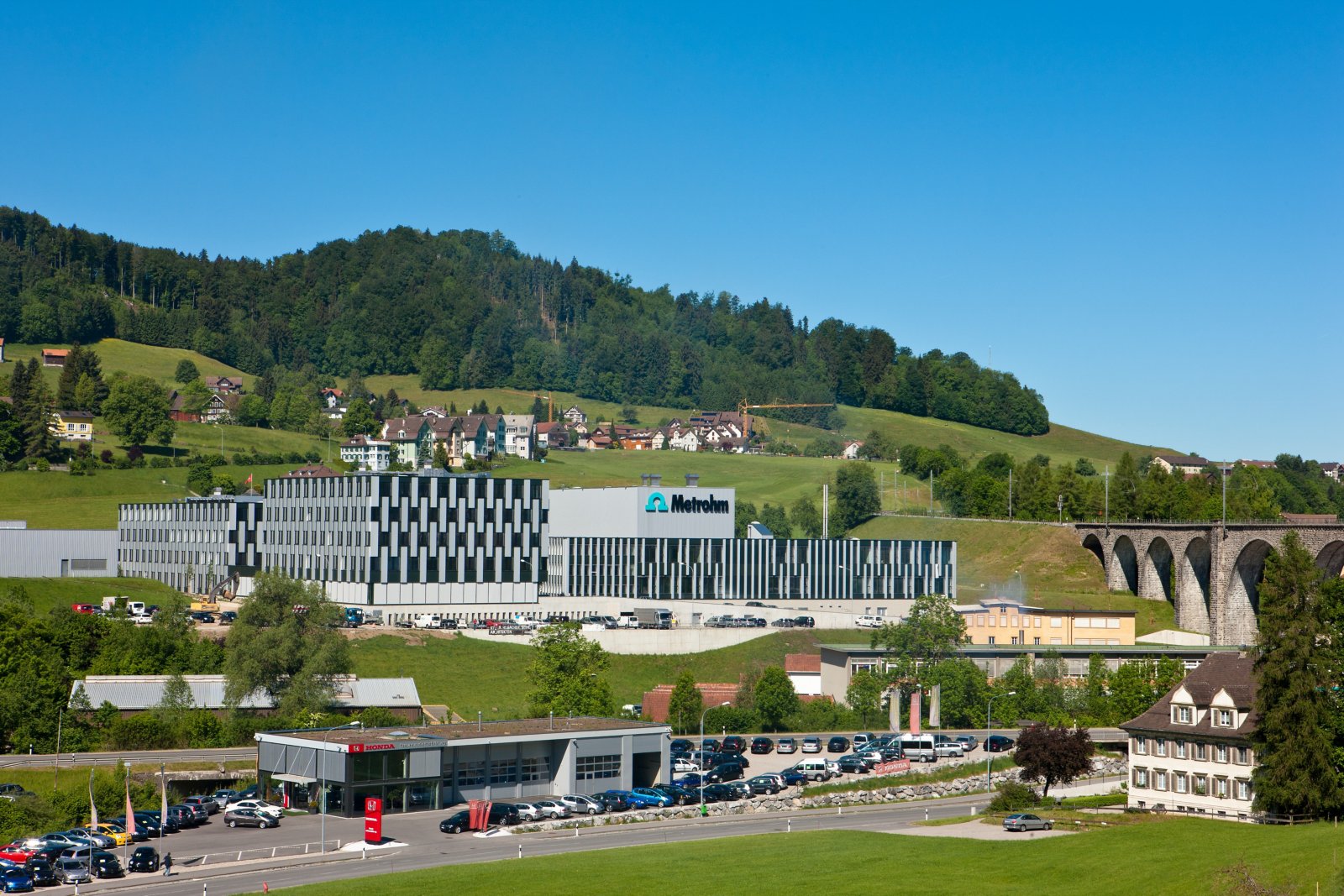 https://s7e5a.scene7.com/is/image/metrohm/Metrohm HQ Herisau?qlt=85&ts=1643895753392&dpr=off